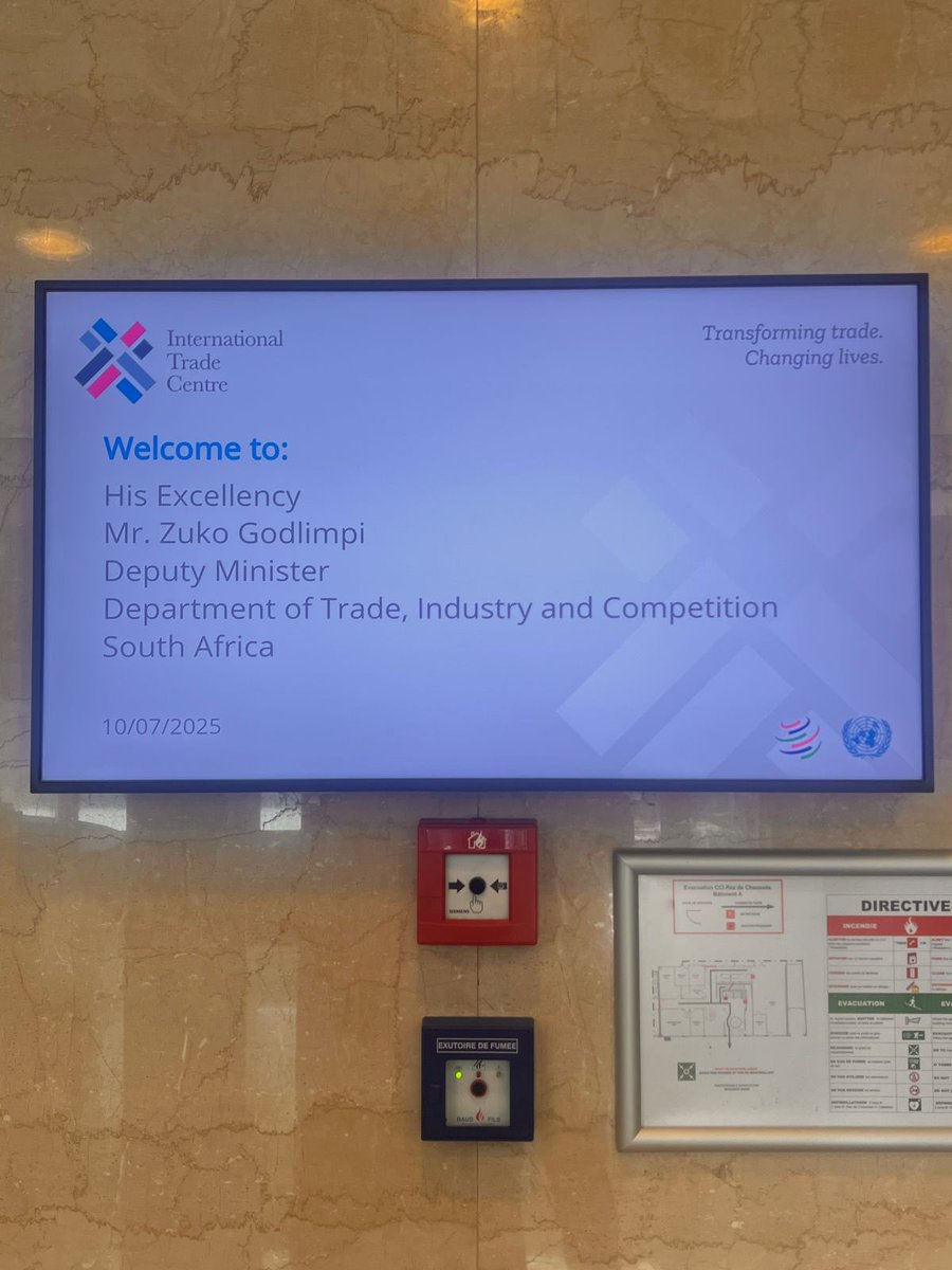 MPGodlimpi's tweet image. Met with ITC Deputy ED Dorothy Tembo to strengthen ties on SMME development, women’s economic empowerment & inclusive trade. We discussed SA’s G20-hosted Global SME Ministerial, SheTrades, AfCFTA, and tools to boost SMME bankability, access to markets & regional competitiveness.