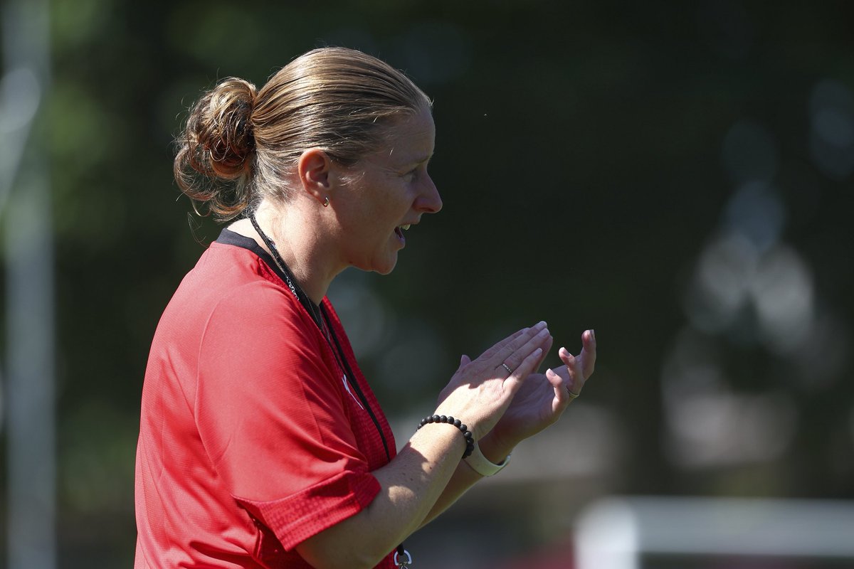 Suzanne Bakker tweet media