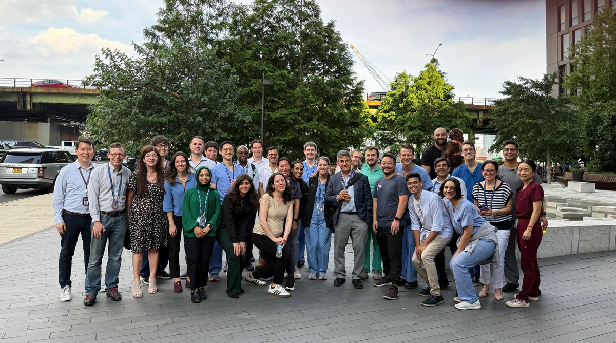 NYULangonePCCSM's tweet image. #TBT to last week’s annual Welcome Happy Hour where we raised a glass to our newest fellows! 🍻 Excited to kick off the year with this amazing group—welcome to the team! 💜#MedEd #pccm #ccm #sleepmedicine #interventionalpulmonology