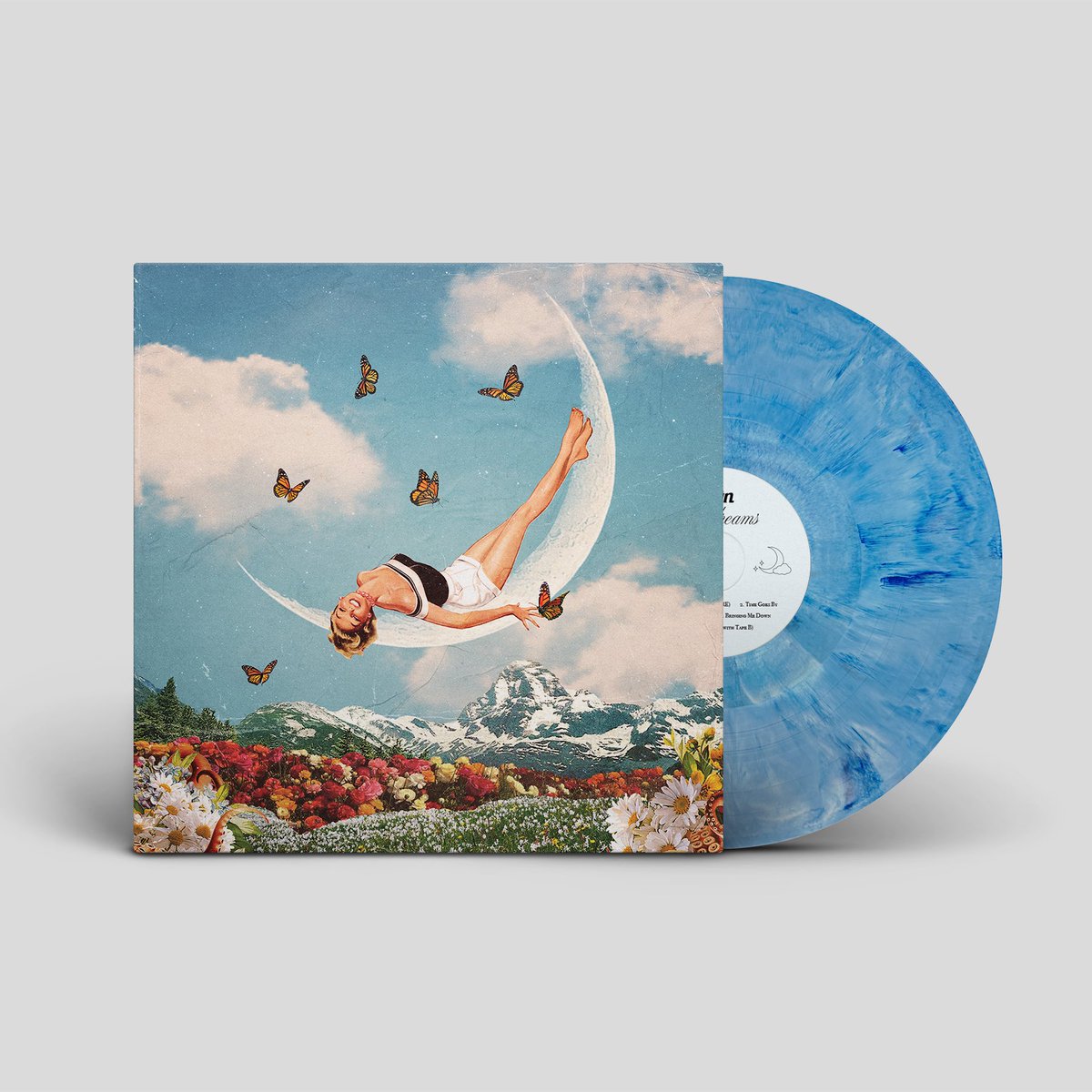 DAYDREAMS VINYL 🌙✨
OUT NOWWWW