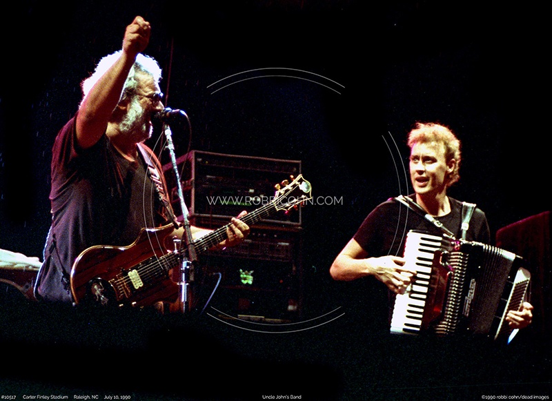 jerrygarcia's tweet image. 35 years ago today, @brucehornsby sat in with Jerry & the boys at Carter-Finley Stadium in Raleigh, NC. Bruce’s band, The Range, opened the show and by the time he joined The Dead on stage, the energy was already sky high. Just a few months later, he’d be on the road full-time.