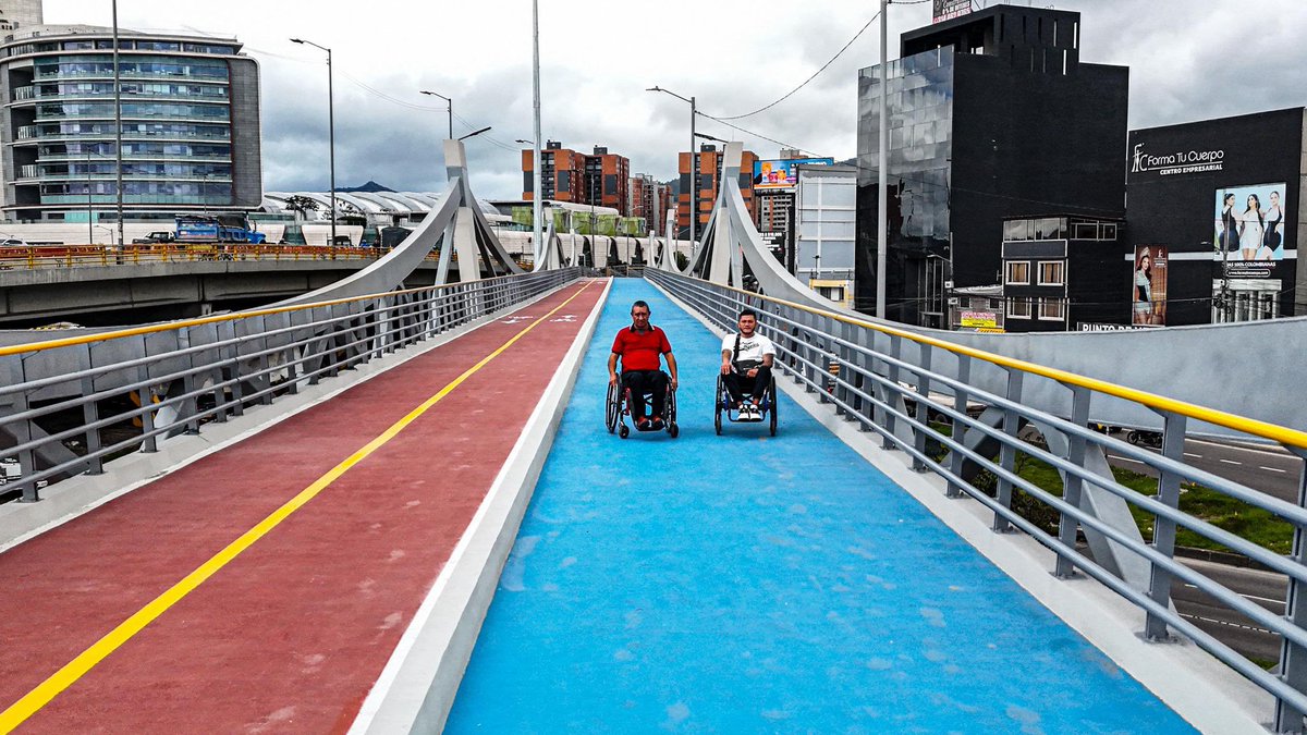 Respetado señor Presidente <a href="/petrogustavo/">Gustavo Petro</a>, le presento el nuevo ciclopuente de la Boyacá con calle 80, que hoy entrega la administración Galán en Bogotá.

Este sí es en Colombia, no en Estados Unidos. Aquí sí pasa.