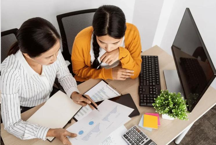 As a nonprofit leader, you've likely seen organizations struggling with delayed grants, flagged audits, or unclear expense reporting. 

In today's guide, we'll discuss nonprofit expense categories, and how to classify your expenses accurately. 

hubs.li/Q03wGmXn0