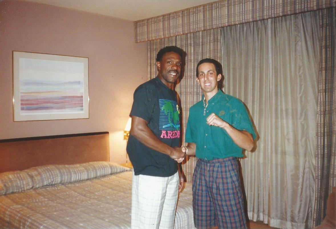 alanbarcoff's tweet image. Happy Birthday to one of my early life mentors Andre Dawson. A friend for 40 years now!! A gentleman on and off the field. Some pics of us over the years 😊@RetroCardSnaps @JustinStirewalt @dannogallagher7 @coopincanada @exposcardboards @CDNBaseballHOF