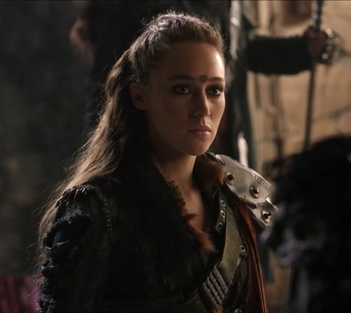 Ormlycia's tweet image. Clarke stronger than me bc I would’ve forgave this woman quick looking like this