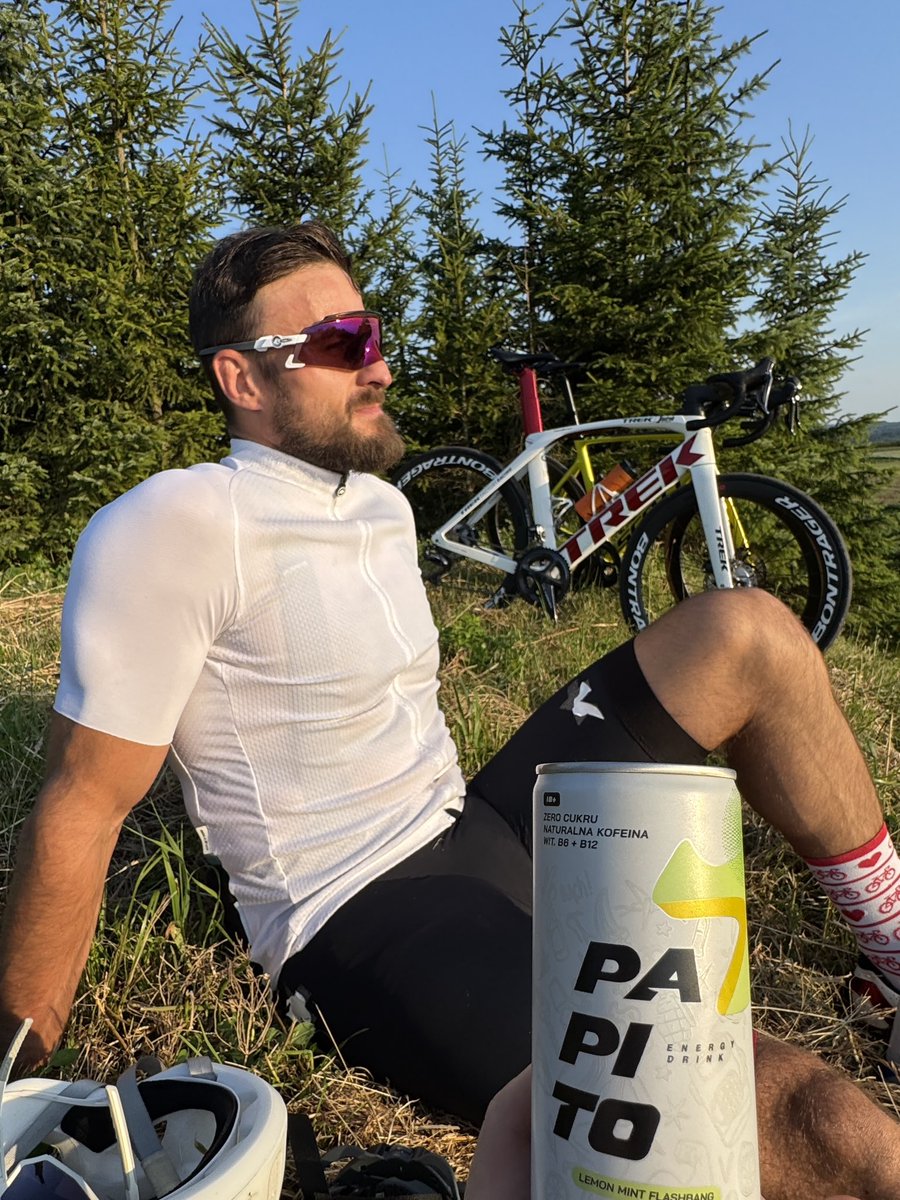 paszaBiceps's tweet image. You know what makes me hyped about @papitoenergy the most? Natural caffeine straight from coffee beans. It gives energy step by step — long-lasting, no crazy crash. Perfect for long game marathons🔥💪
And listen… if business goes BOOM with your support, Papito goes to Mr. Gaben…
