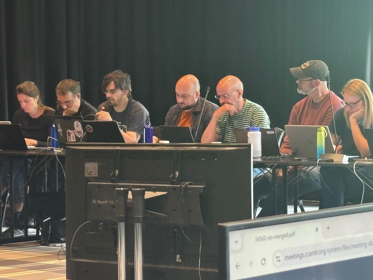 inach_gob's tweet image. 🇦🇶🇨🇱 El grupo de Monitoreo y Gestión de Ecosistemas #CCRVMA se encuentra trabajando en #Noruega 🇳🇴Los investigadores del INACH Lucas Krüger y Francisco Santa Cruz junto al Dr. César Cárdenas, presidente del Comité Científico CCRVMA, @MilenioBASE