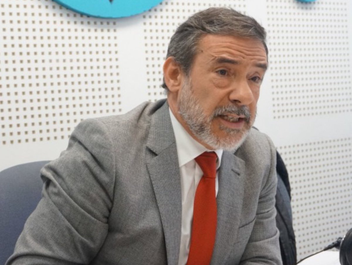 DEP, Francisco Jimenez. Tuve la suerte de conocerlo en su etapa de Delegado del Gobierno. Entrañable, colaborativo, entregado a su trabajo, siempre tratando de ayudar en la medida de sus posibilidades, y sobre todo buena persona. Una noticia muy triste.

laverdad.es/murcia/fallece…
