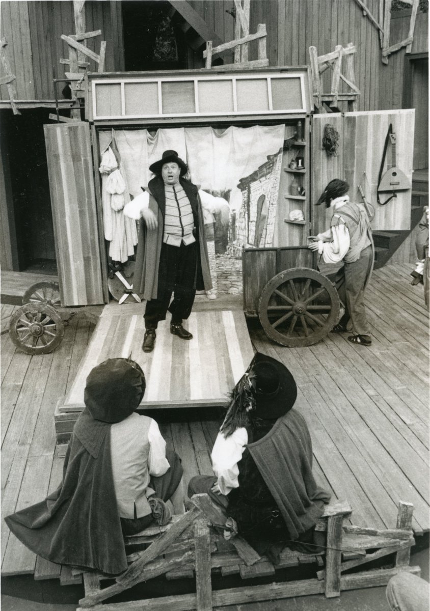 Today's #TBT is a 1997 production of Hamlet at the Illinois Shakespeare Festival. Tickets are still available for the 2025 season! illinoisshakes.com/tickets/