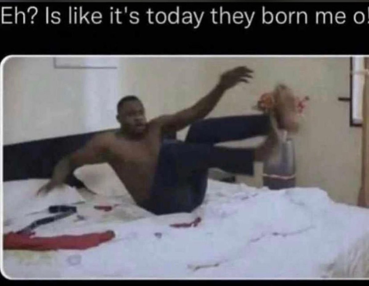 Ohhhh😍 Oya all my 63 followers come and celebrate me🤓 Wao we added 20 new followers o😍 Oya old members welcome the new ones😂 Y’all welcome😂 More Blessings🖤 Make nobody loss  before I come back o. I don count una😌 Oya wish me happy Birthday🥳 Cheers🥂