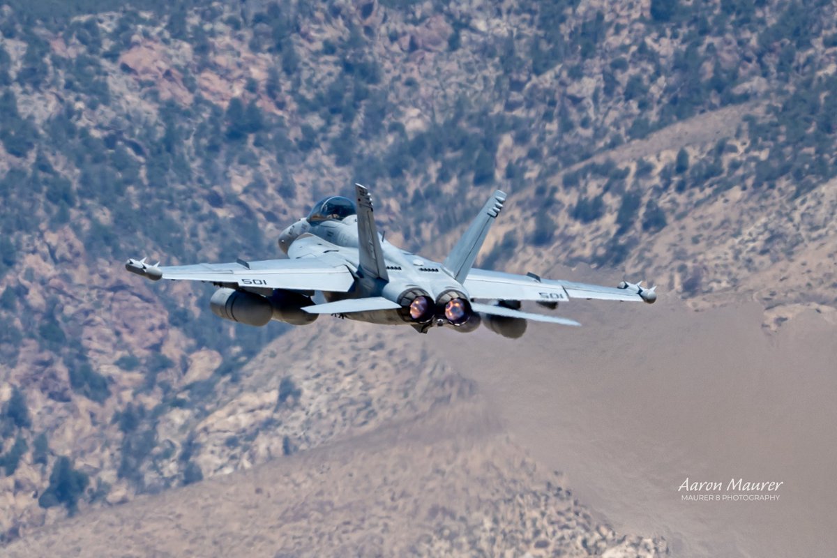 maurer8photo's tweet image. VX-9 EA-18G lighting the burners. Love the names on some of these aircraft…Heavy Freddie and Chicken Joe.
#vx9