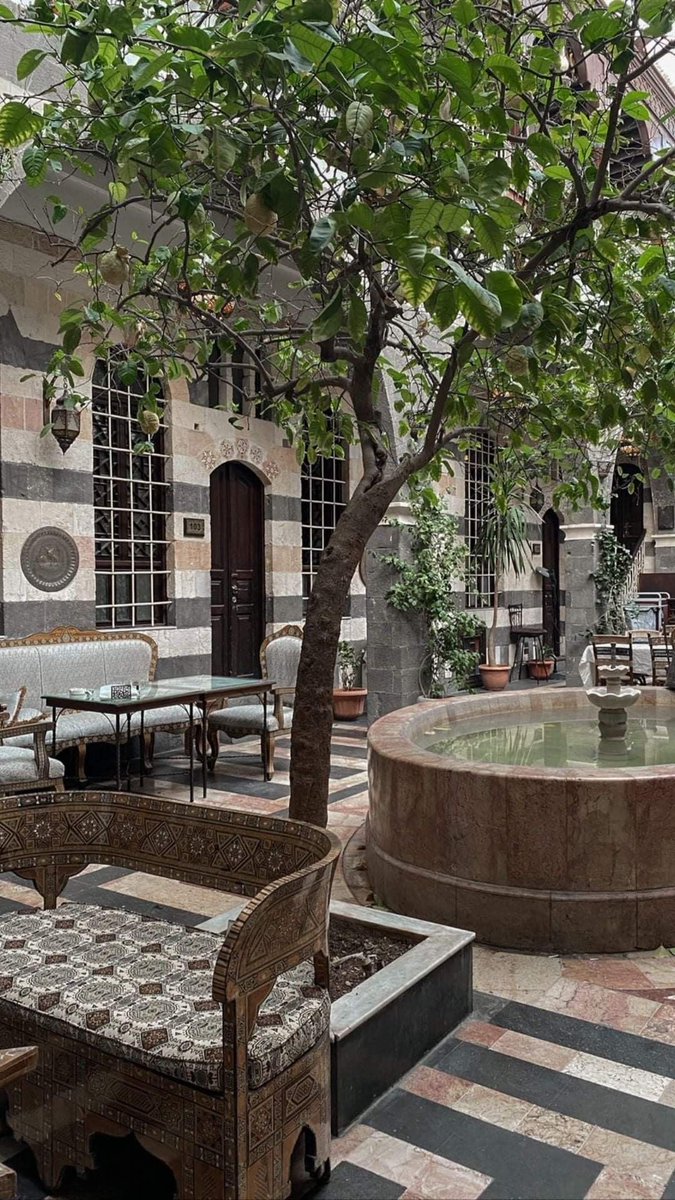 نحن السوريين كيف قدرنا نترك هي البيوت و نعيش بالشقق؟