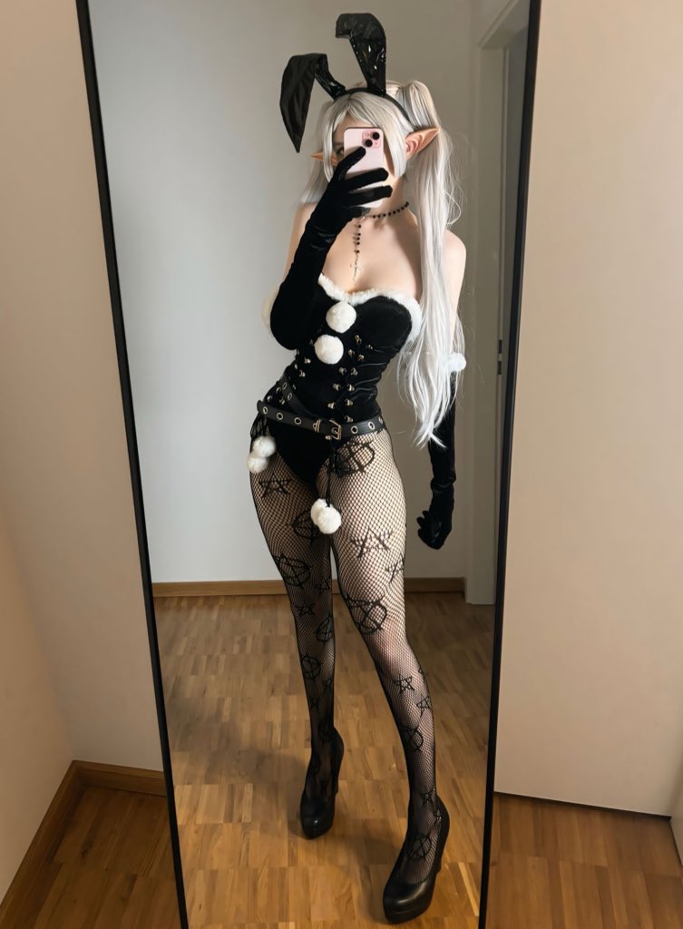 soft_cat17's tweet image. Would you mind a bunny like this at your place? 🥰