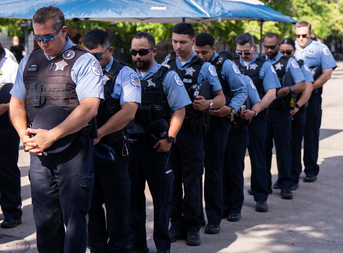 The Chicago Police Department joined family, friends and co-workers to remember Police Officer Brian T. Strouse, Star #15806. Twenty-four years later after his line of duty death, we remember his service and honor his legacy. #NeverForget