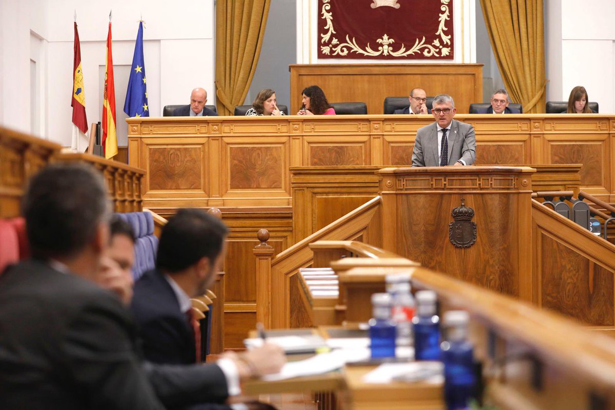 José Luis Martínez (@guijarrojl) on Twitter photo .<a href="/cortesclm/">Cortes de Castilla-La Mancha</a> aprueba la Ley de Simplificación Administrativa, una norma que avanza hacia una Administración más moderna, digitalizada y proactiva.
Destaca la creación del Espacio Ciudadano para relacionarse con <a href="/gobjccm/">Gobierno de Castilla-La Mancha</a> de forma más ágil
Gracias por el trabajo y las aportaciones .<a href="/cortesclm/">Cortes de Castilla-La Mancha</a> aprueba la Ley de Simplificación Administrativa, una norma que avanza hacia una Administración más moderna, digitalizada y proactiva.
Destaca la creación del Espacio Ciudadano para relacionarse con <a href="/gobjccm/">Gobierno de Castilla-La Mancha</a> de forma más ágil
Gracias por el trabajo y las aportaciones