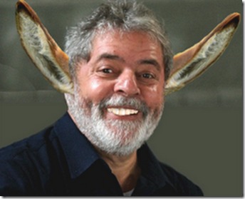 LucianoPains's tweet photo. @DaniloGentili @BolsonaroSP @FlavioBolsonaro @jairbolsonaro Engraçado o Danilo falar de ‘corrupção’ e esquecer do Brasil que o Lula montou: aliado de ditaduras, tentando derrubar o dólar com o BRICS, censurando redes e atolado até o pescoço em rombo e corrupção.Trump foi claro: não é só sobre Bolsonaro, é sobre o circo que virou o Brasil. https://t.co/CPaSearzaZ