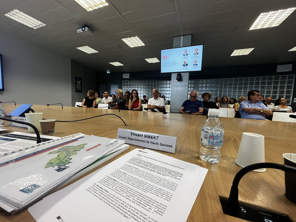 🏢🌳 Séminaire de l’<a href="/auaToulouse/">AUAT</a> sur les défis démographiques.

En <a href="/HauteGaronne/">Haute-Garonne</a>, nous déployons des politiques de solidarité, d’éducation et d’aménagement pensées pour accompagner la croissance, réduire les fractures et garantir l’égalité républicaine sur tous les territoires.