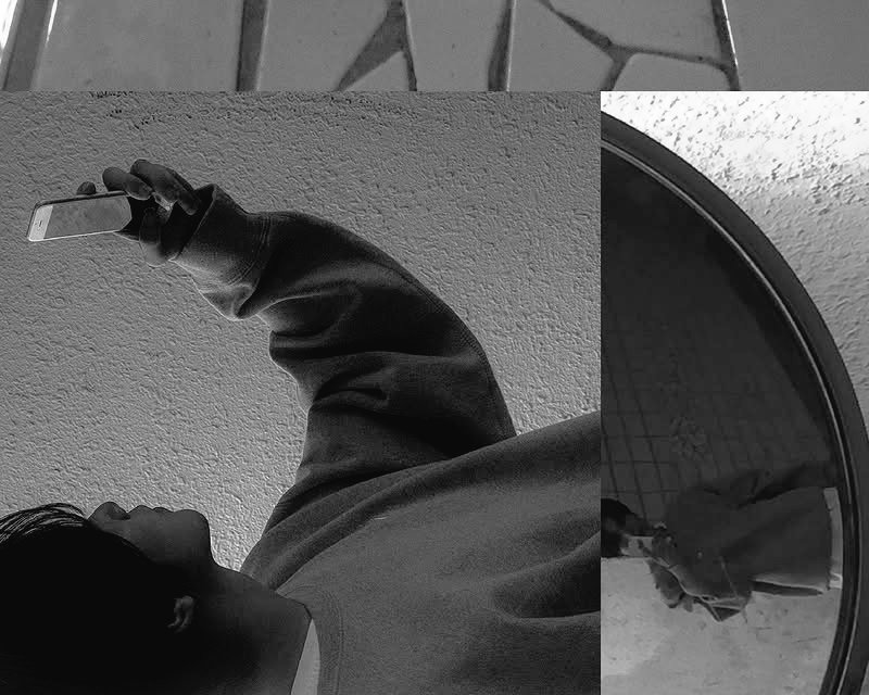 The camera didn’t just snap a pic—it stole a moment. My charm hit the frame raw, and the lens knew it.