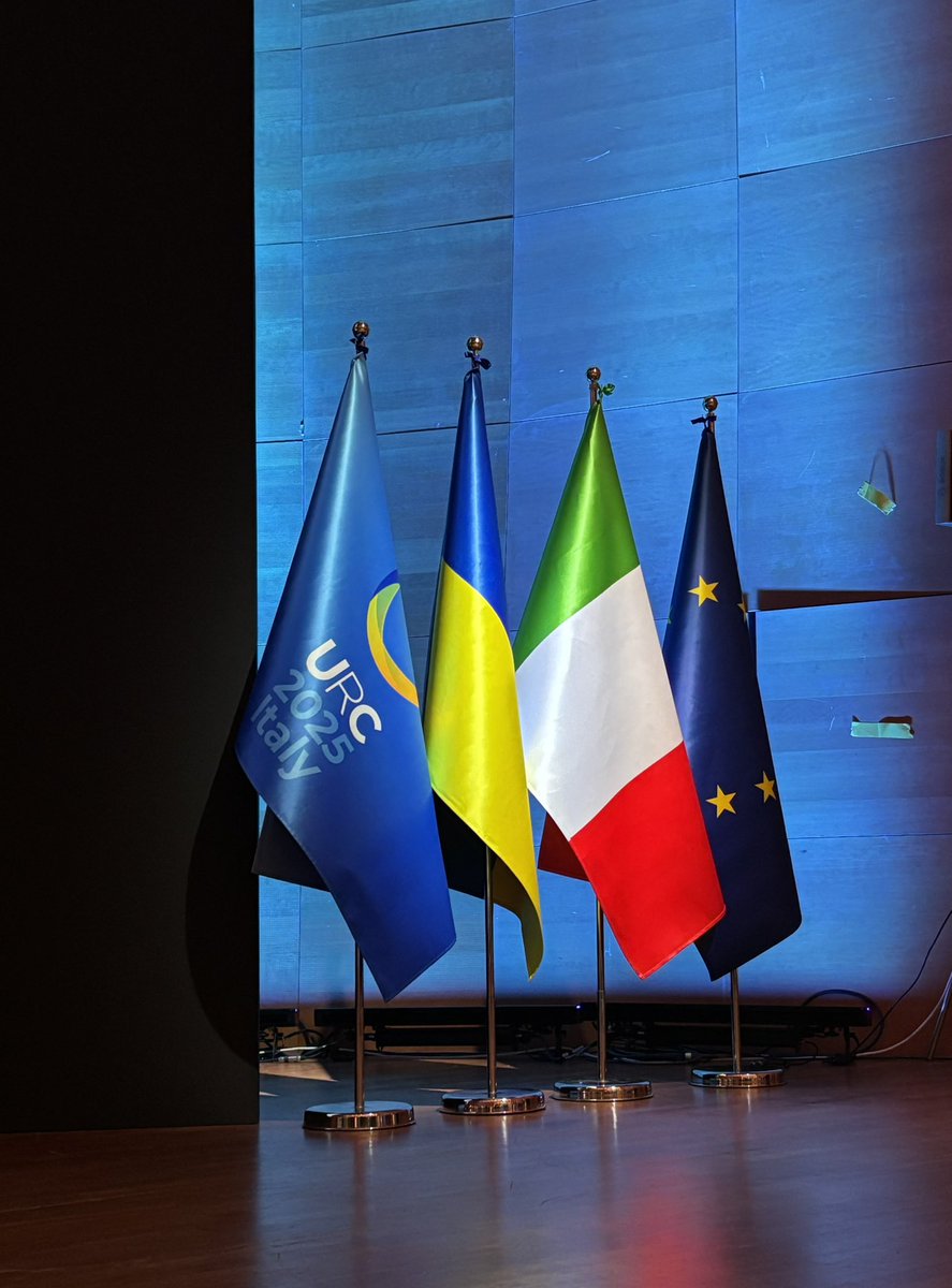 Em representação de 🇵🇹 na Conferência da Reconstrução da Ucrânia que decorre em Roma, referi que o apoio à 🇺🇦 é um investimento coletivo na segurança, paz e prosperidade não só da Ucrânia mas também de toda a Europa.