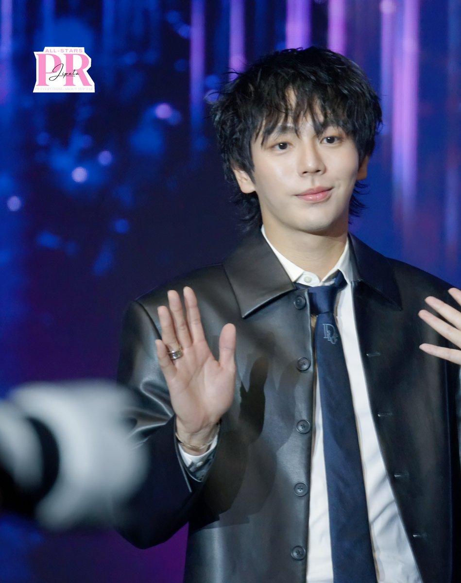 prjipata's tweet image. &quot;อัพ ภูมิพัฒน์ - ภูมิ ภูริพันธ์&quot; ในงานแถลงข่าว “Insight Entertainment: Beyond the Screen”

UPPOOM BEYOND THE SCREEN
#BeyondthescreenxUpPoom 
#InsightEnt2025
#Beyondthescreen 
#InsightEntertainment
#YYDSent #LoveOfSilom
#uppoompat #poompps
#UpPoom #PoomPhuripan
#อัพภูมิพัฒน์…