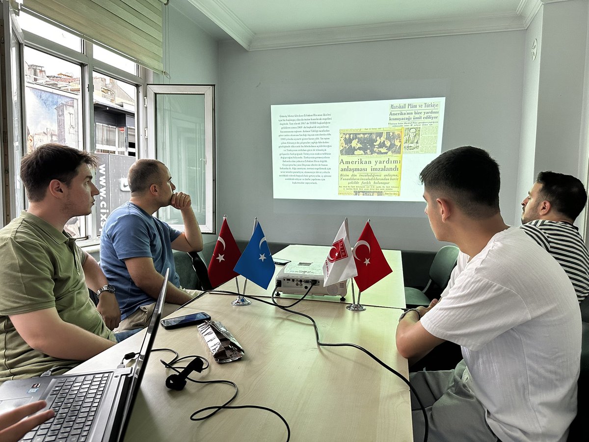 Bi’ Mesele ❗️ 
Programımızın “Necmeddin Erbakan” konulu oturumunu gerçekleştirdik. Sunumları ve gayretleri için Furkan kardeşimize teşekkür ediyoruz. 

#MTTBŞAHLANIŞTIR
#MTTB 
#MTTBKocaeli