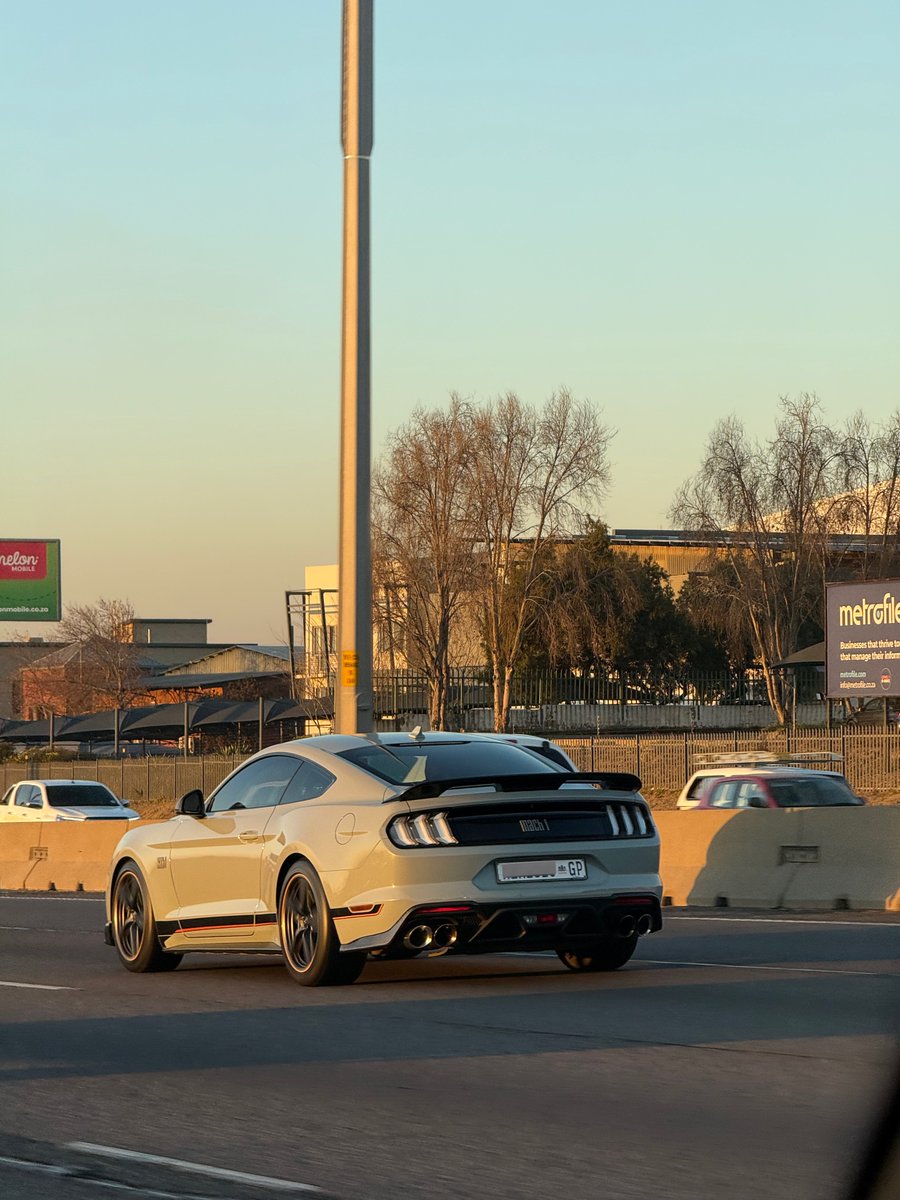 Ain’t no regular traffic, only 90 of these exist in the country 😮‍💨