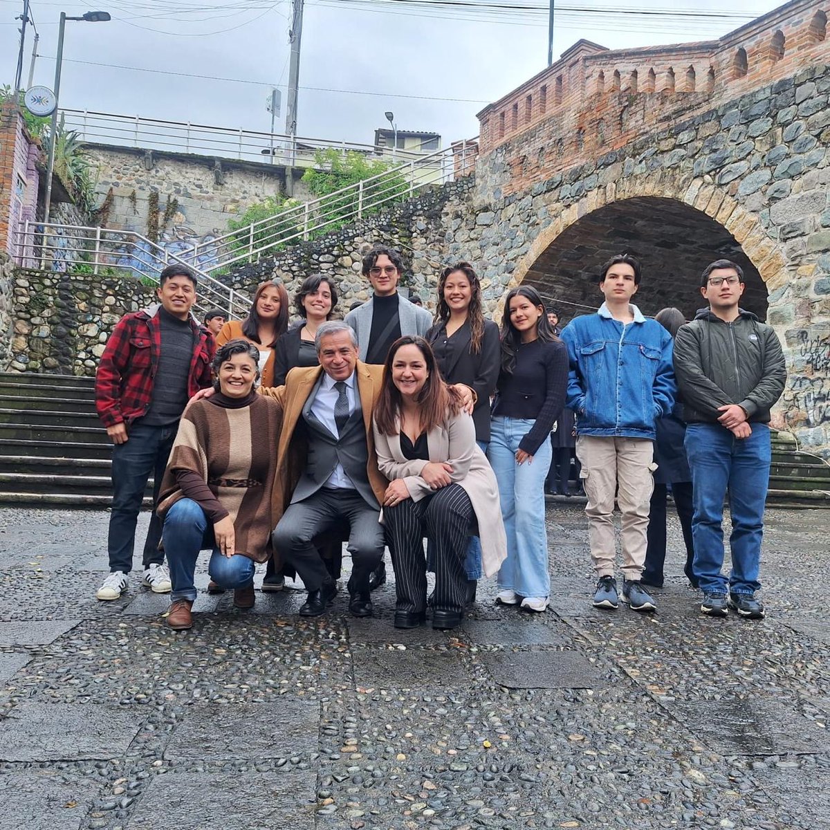 swach_ec's tweet photo. El proyecto Centinelas SWACH de la @uazuay fue seleccionado en el Concurso Acción Climática Juvenil por su innovación en ahorro de agua y educación ambiental
Además #Cuenca es finalista del #RetoDeAlcaldes de Bloomberg Philanthropies con AQUASMART basado en investigación de SWACH https://t.co/zhJ9SfrmzL