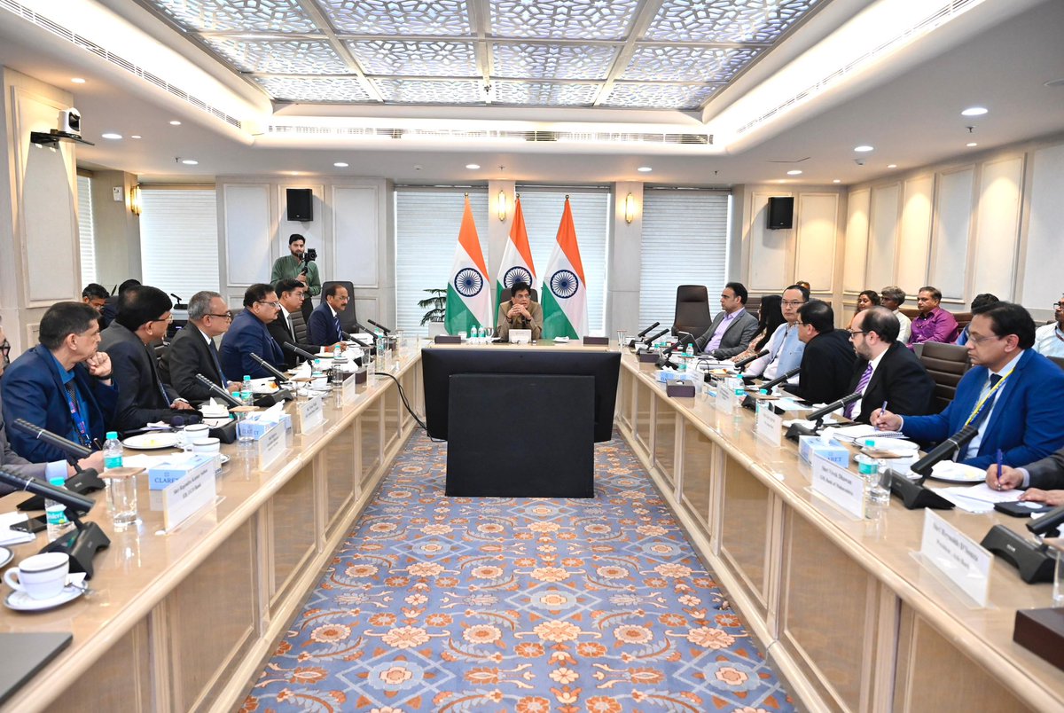 Piyush Goyal (@piyushgoyal) on Twitter photo Held a meeting with the Chairman of <a href="/TheOfficialSBI/">State Bank of India</a>, senior executives from other leading banks, @ECGCLimited, and department officials to review and explore opportunities related to export credit.
Reaffirmed the Modi Government's strong commitment to empowering MSMEs and small Held a meeting with the Chairman of <a href="/TheOfficialSBI/">State Bank of India</a>, senior executives from other leading banks, @ECGCLimited, and department officials to review and explore opportunities related to export credit.
Reaffirmed the Modi Government's strong commitment to empowering MSMEs and small