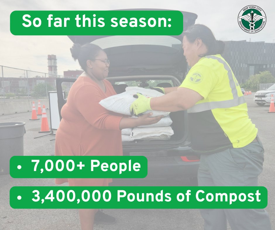 NYCSanitation's tweet image. More than 7,000 NYC residents have taken home more than 3,400,000 pounds of compost so far this season – and you can be one of them!
Get bags of free compost made from your food scraps: nyc.gov/GetCompost