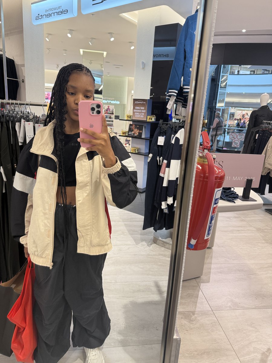 _melOh_'s tweet photo. Just wanted an excuse to post it ngl😔😔 https://t.co/AATFlabXB6