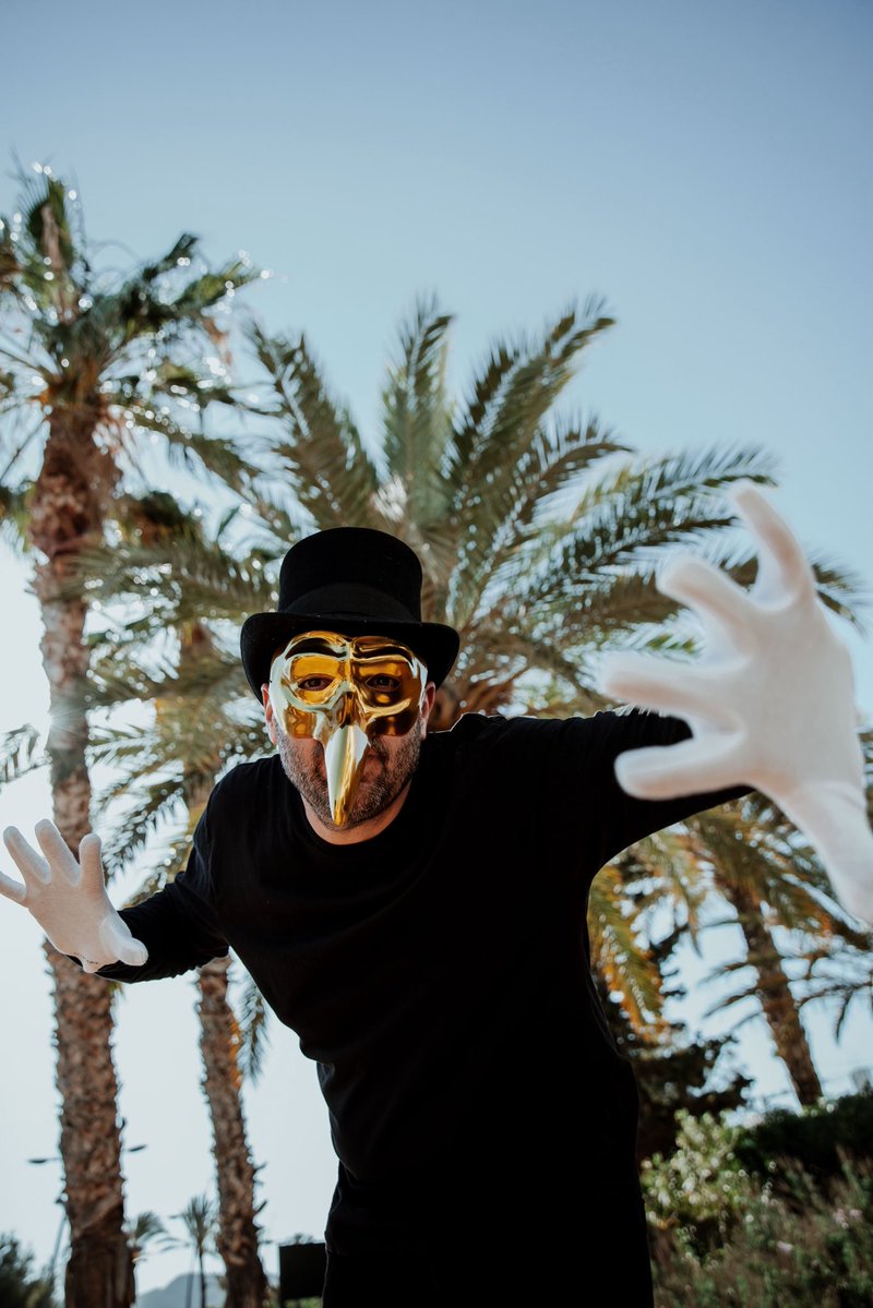 Claptone_'s tweet image. 'Turn Up The Love' was made for golden hours. My new single with @crystalfighters is out now, go listen!
goldenpathrecs.lnk.to/TurnUpTheLove