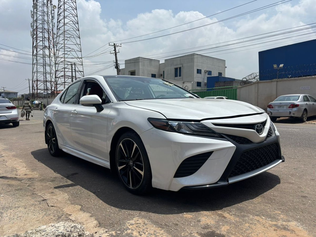 Imtamx's tweet photo. @Kinglamarr___ 2020 Toyota Camry XSE 
now available 
- Foreign Used 
-White on Red interior 
 :43m slightly negotiable 
Dm for details https://t.co/VLD1zle976