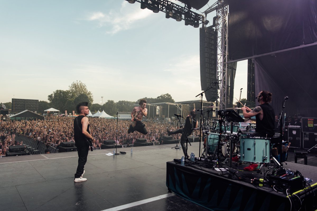 London! You sure know how to rock a park. Thank you for having us <a href="/RockTheParkLDN/">RBC Rock The Park</a> 🖤