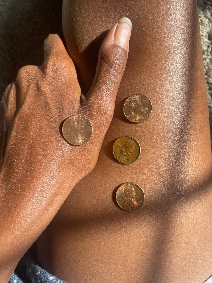 0rigPrettyBlack's tweet image. When they say we aren’t copper colored we “BLACK” … I’m genuinely confused. Am I colorblind ?? I am not black. I am a beautifully made COPPER TONED AMERICAN woman. We are no longer ashamed or afraid to be who we are.

CC

#pennychallenge #repost