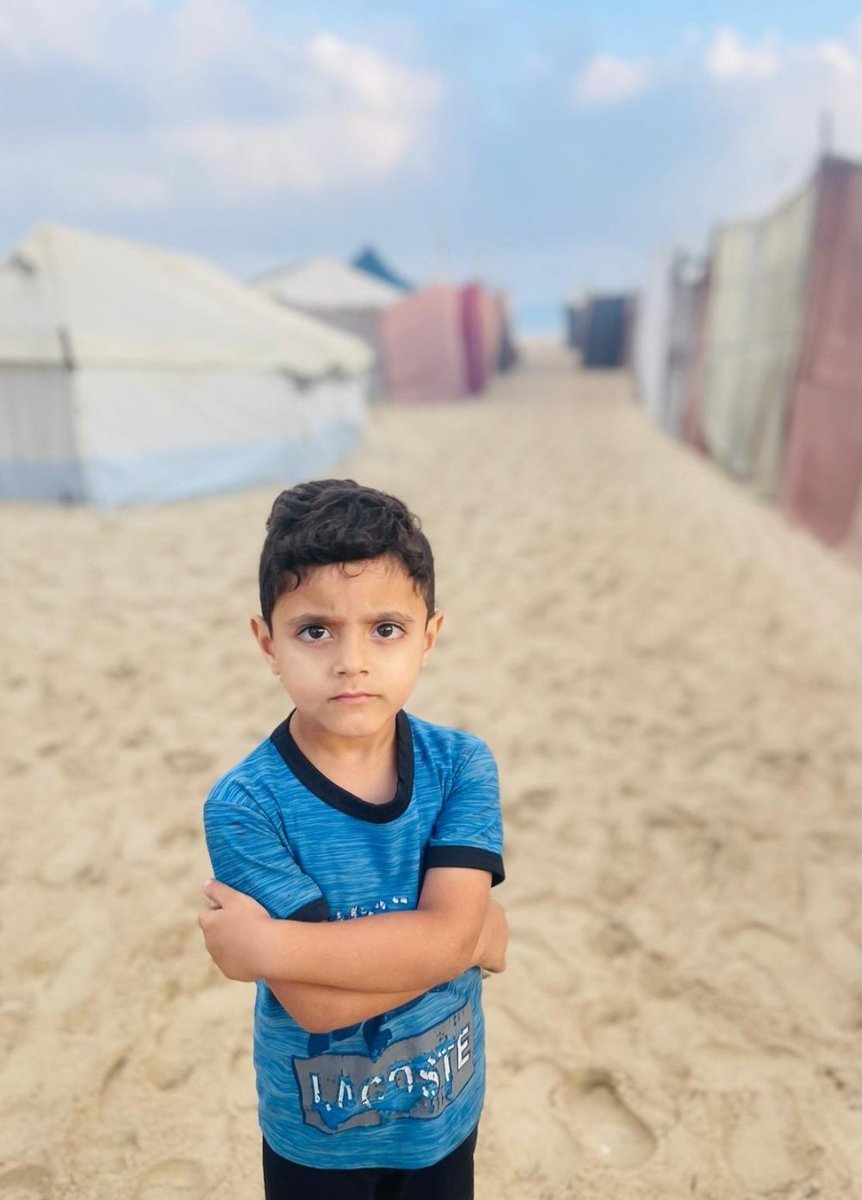 Unfortunately, Tariq's campaign to help his family survive in #Gaza has been stagnant for 3 days now. Pls share this post and make a small donation if you are able to help Tariq's family afford living expenses 🙏
gofundme.com/f/uc6g9n-help-…