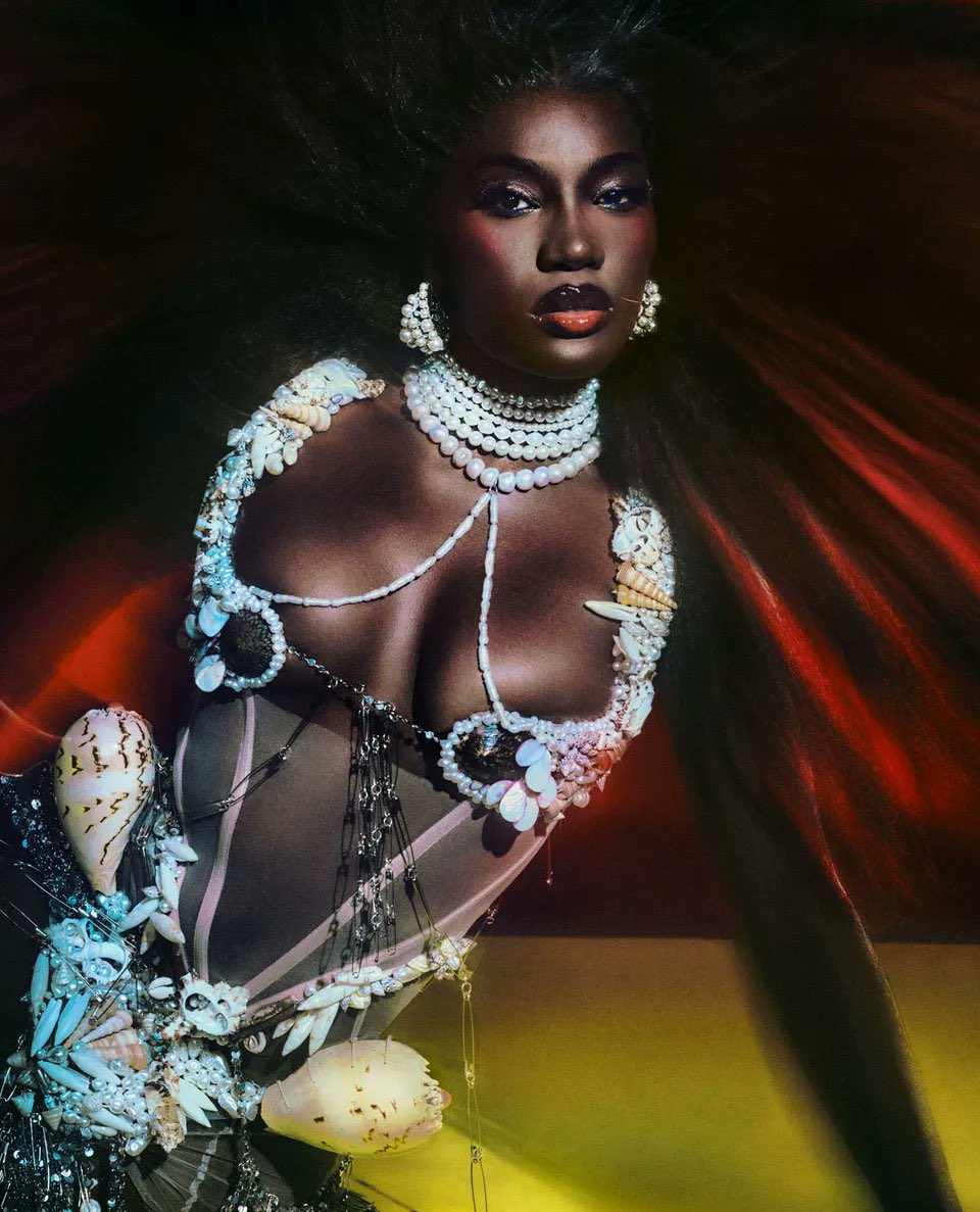 badestoutfit's tweet image. doechii’s wearing dilara findikoglu fw25 ‘venus from chaos’ for british vogue shot by elizaveta porodina and styled by stella greenspan