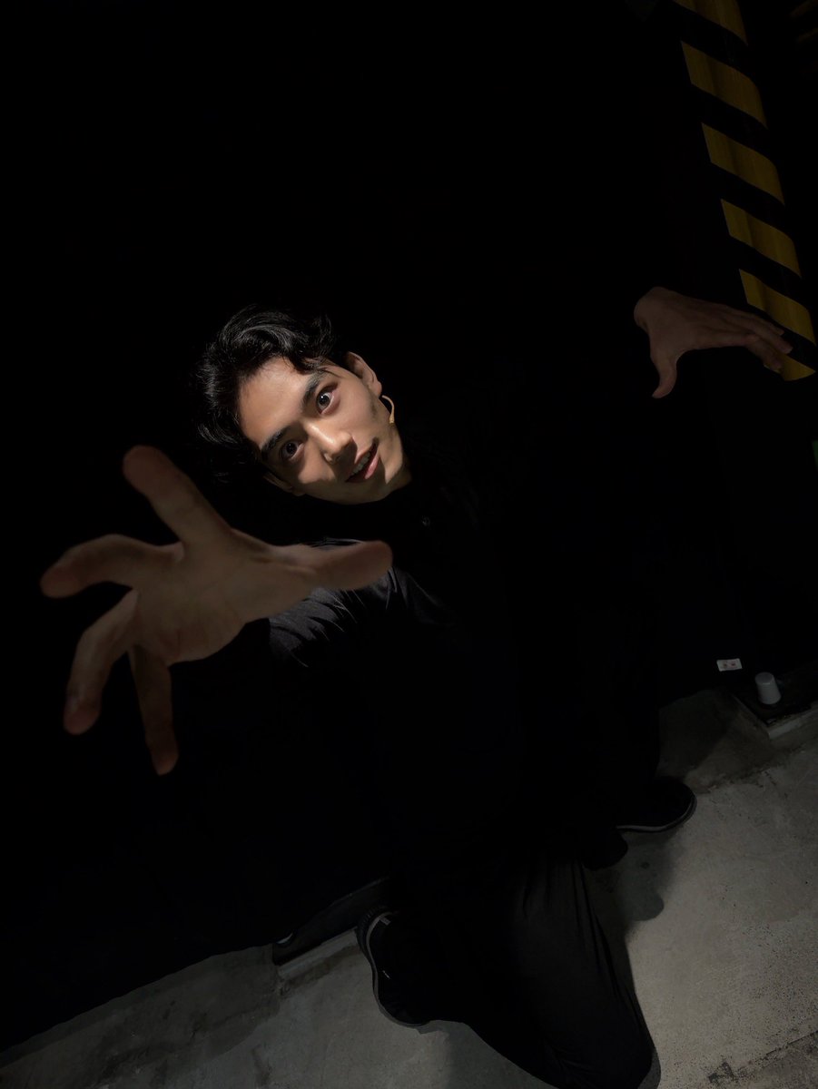 #P3L 
6日目公演ありがとうございました！
ソワレ終わりの挨拶も暖かく聞いてくれて
ありがとうございました！
明日は夜公演のみ！
いろんな私でお待ちしてます‼︎!