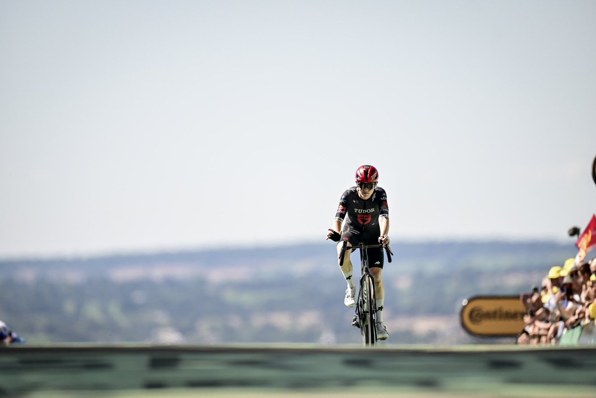 TudorProCycling's tweet image. Impressive 3rd place of Michael Storer on Stage 6, taking the first ever podium at @LeTour 💛