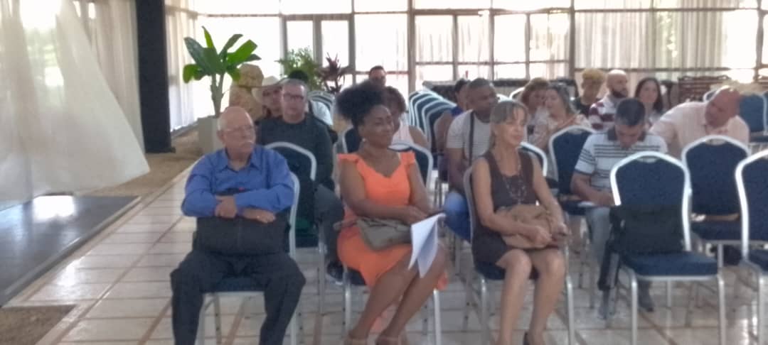Alexander Miranda Caballero (@alemirandac74) on Twitter photo Comienza la Expedición Juvenil <a href="/UJCdeCuba/">UJC de Cuba</a>
#SembrarConCiencia
#SoberaniaAlimentaria
#UnidosXCuba Comienza la Expedición Juvenil <a href="/UJCdeCuba/">UJC de Cuba</a>
#SembrarConCiencia
#SoberaniaAlimentaria
#UnidosXCuba