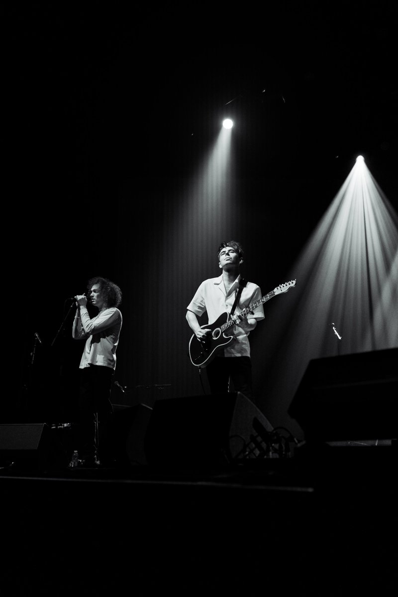 SeafretOfficial's tweet image. Not long until we head out to South America to embark on our tour. Rehearsals are done, the setlist is written, are you coming along?x