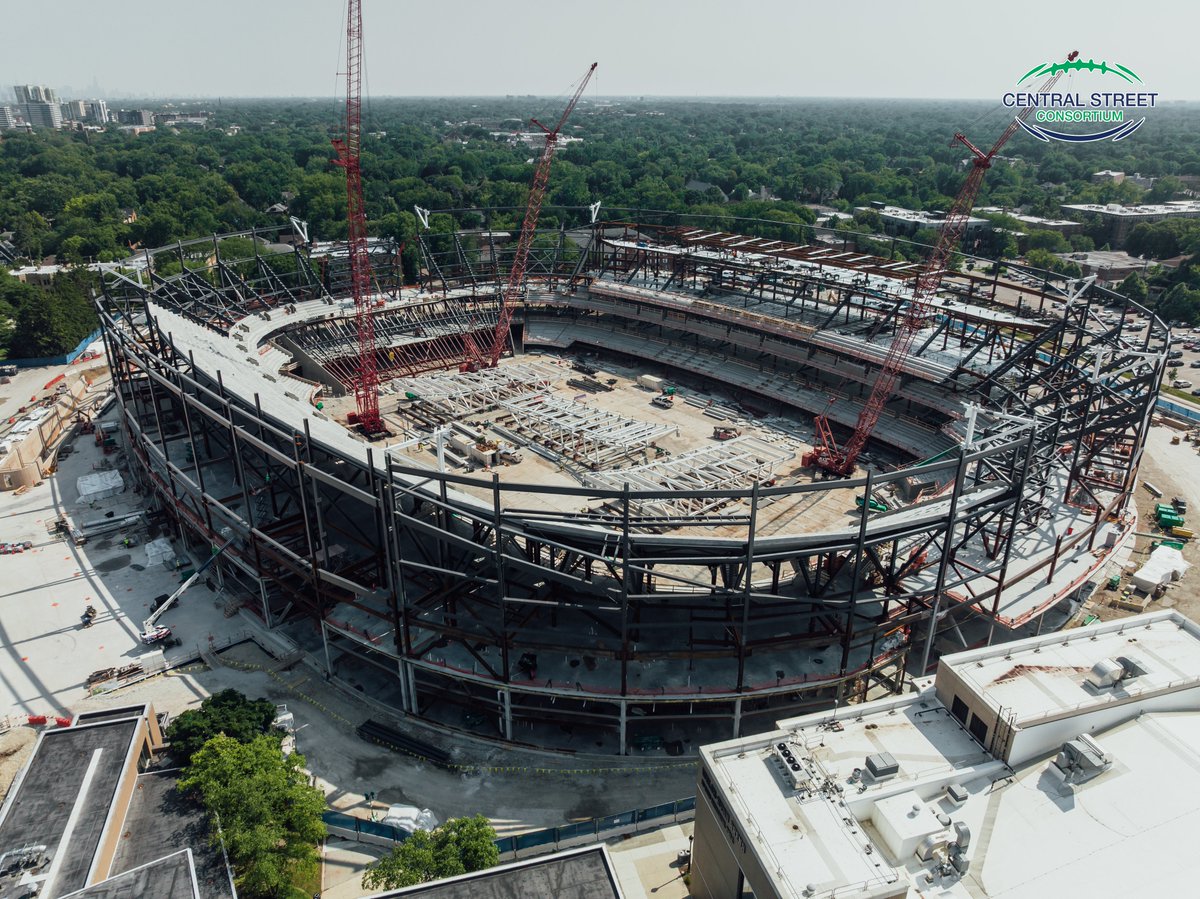 ryanfieldupdate's tweet image. Then ➡️ Now: One year since breaking ground on the new Ryan Field! 🏗️🏟️
In 12 months:
✅ From demo to steel rising
✅ Chicago’s Big Ten stadium taking shape
✅ Better-than-TV sightlines + NFL-style experience
✅ Designed for fans, community + all-day experiences
More to come……