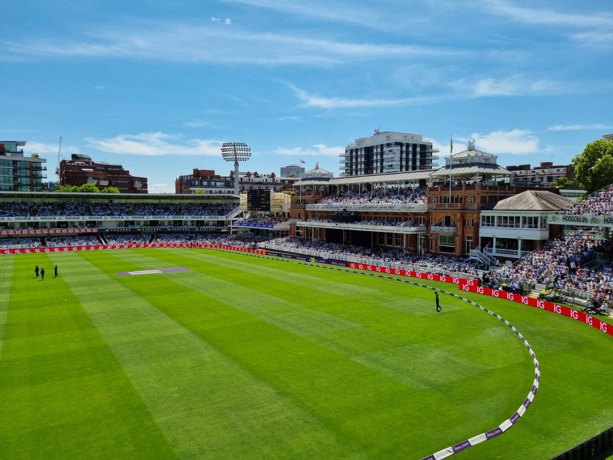 chandruiyer's tweet image. As teams @ECB_cricket &amp;amp; @BCCI come face to face for the @HomeOfCricket test match with the series finely balanced at 1-1, a good time to reminisce my previous visit to this historic venue where #NammaBengaluru @klrahul got a famous match winning century in 2021. #Goodluck