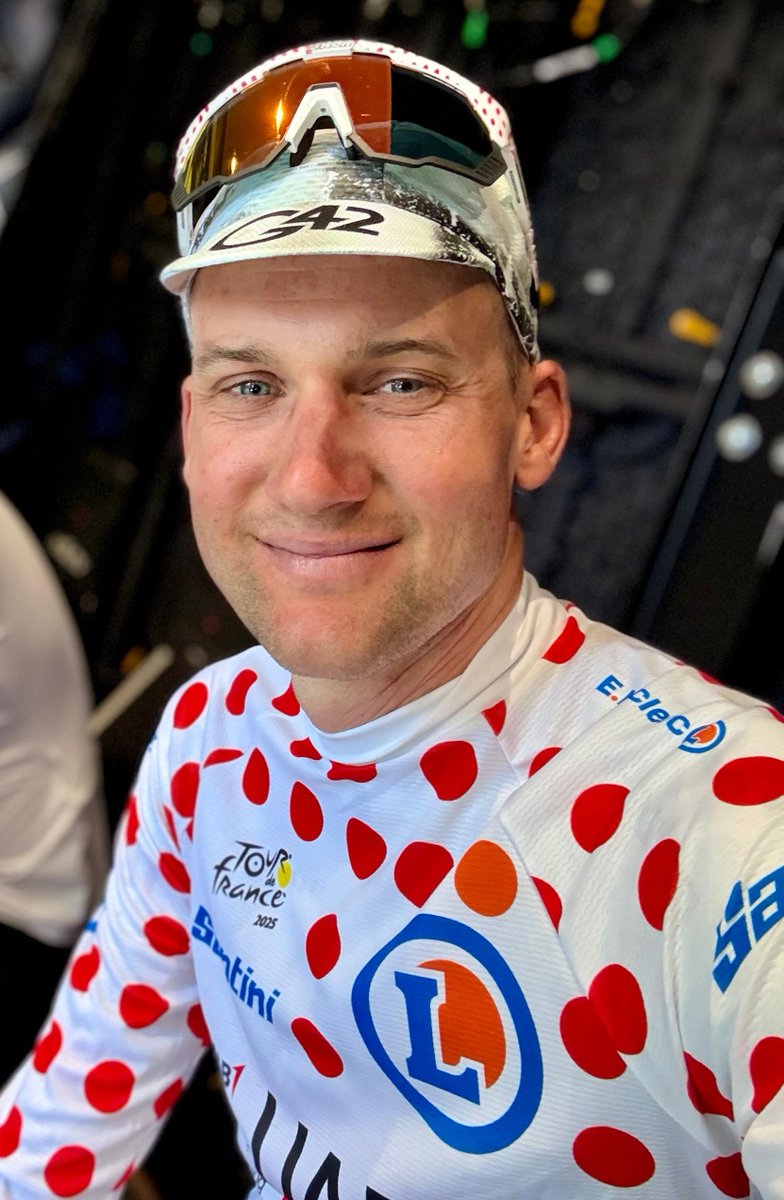 Maillot à Pois E.Leclerc (@maillotapois) on Twitter photo ⚪️🔴 RT & follow pour tenter de gagner un maillot à pois dédicacé par Tim Wellens avec <a href="/SANTINI_SMS/">Santini Cycling</a>
⚪️🔴 RT & follow for the chance to win a <a href="/Tim_Wellens/">Tim Wellens</a> signed polka dot jersey with <a href="/SANTINI_SMS/">Santini Cycling</a>
#TDF2025 ⚪️🔴 RT & follow pour tenter de gagner un maillot à pois dédicacé par Tim Wellens avec <a href="/SANTINI_SMS/">Santini Cycling</a>
⚪️🔴 RT & follow for the chance to win a <a href="/Tim_Wellens/">Tim Wellens</a> signed polka dot jersey with <a href="/SANTINI_SMS/">Santini Cycling</a>
#TDF2025