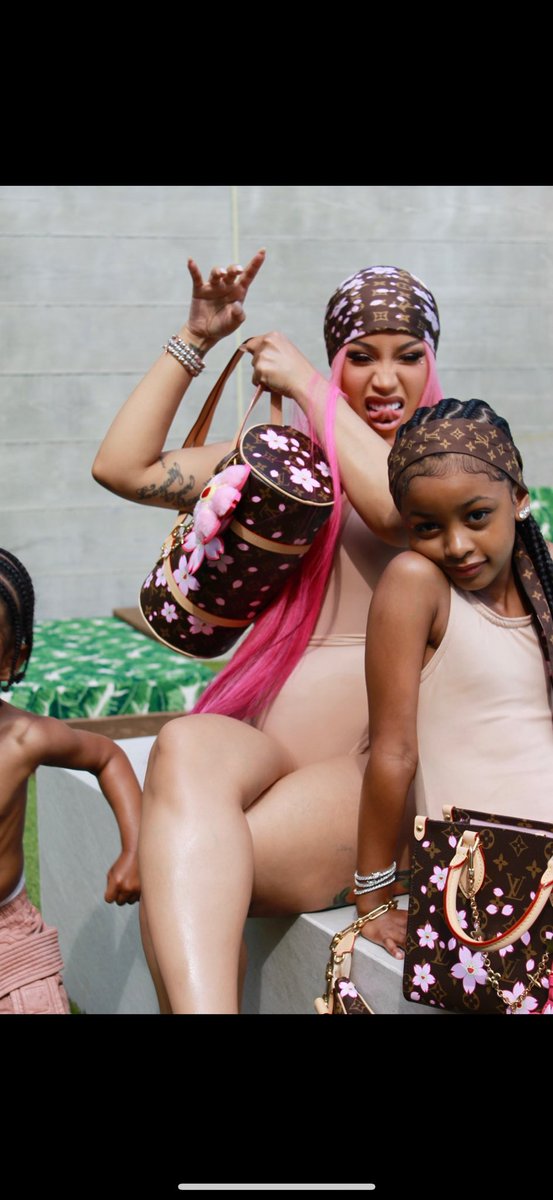 On a plane to America to get on another plane to do my big one for this ONE 🎀….Happy Birthday to my beautiful,innocent,vibrant full of joy Kulture. She makes me sooo happy and yet sometimes her sweet face and voice makes me cry just because she’s the purest form of innocence