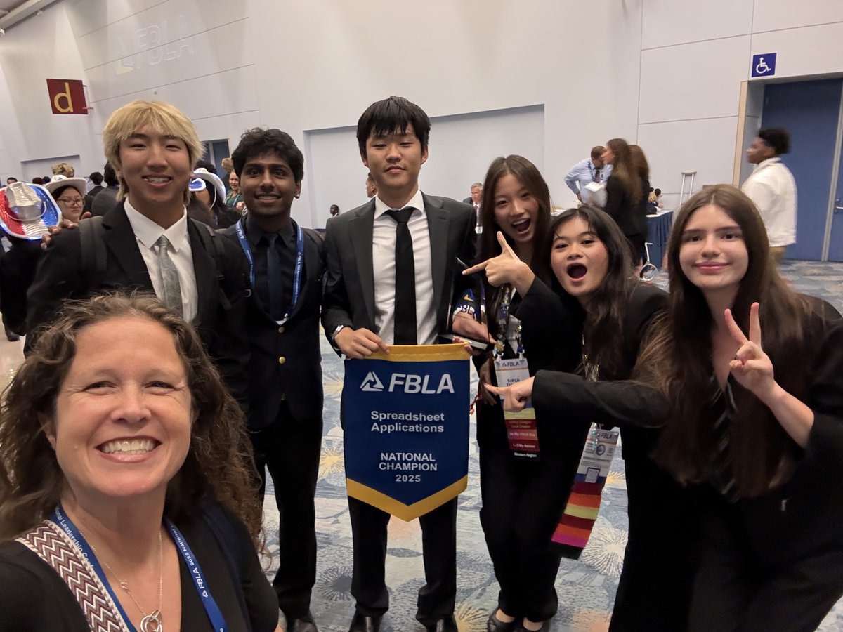 William S. Hart UHSD tweet media