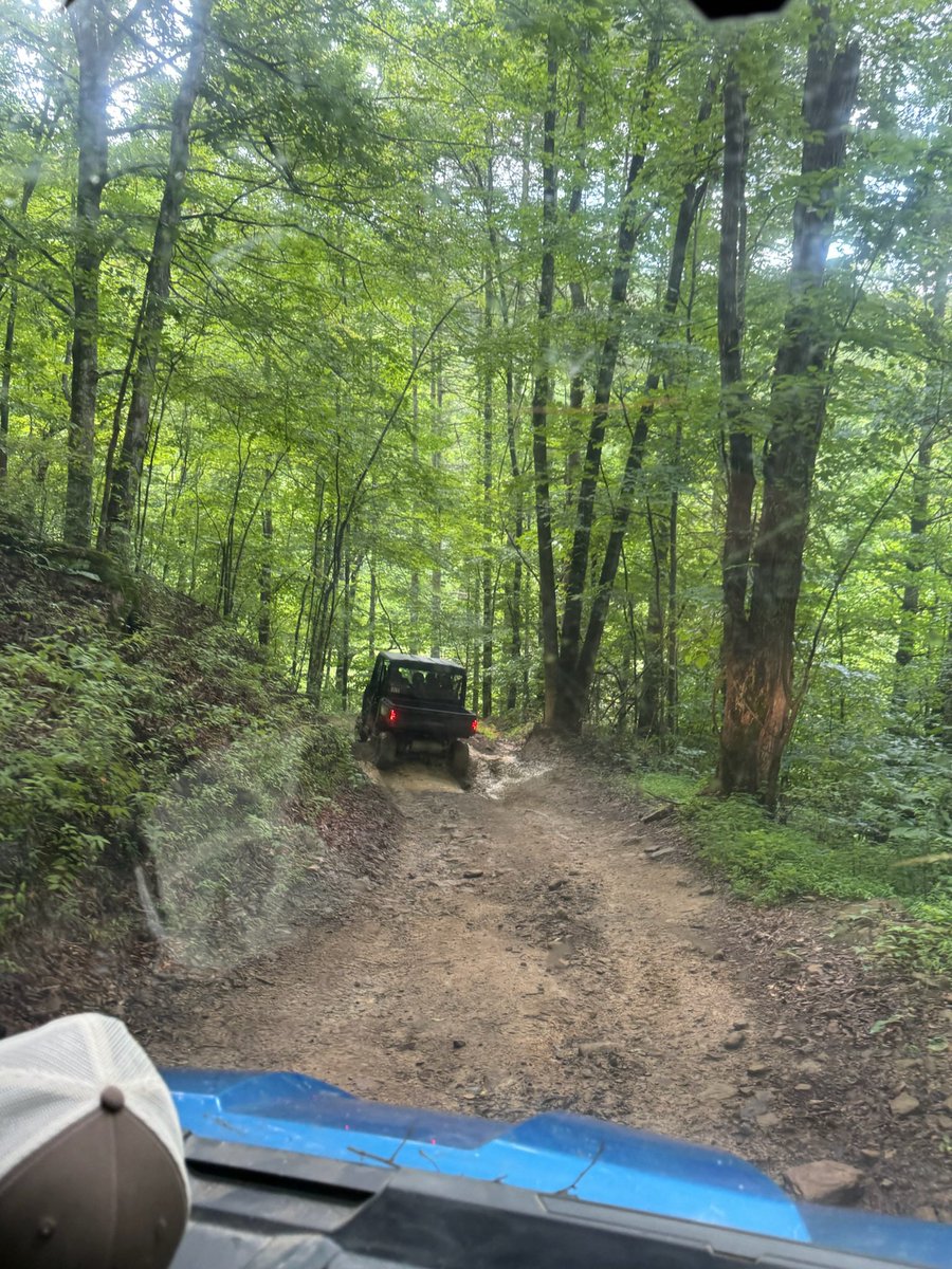 VARuralCenter's tweet image. Attention all adventure seekers… the Spearhead Trails are calling!
#VRLI went off-road on ATVs to explore the scenic Appalachian Mountain terrain, views, mud, rock, and tree-lined paths.
Thanks to Steve Pike and the Southwest Regional Recreation Association for the tour!