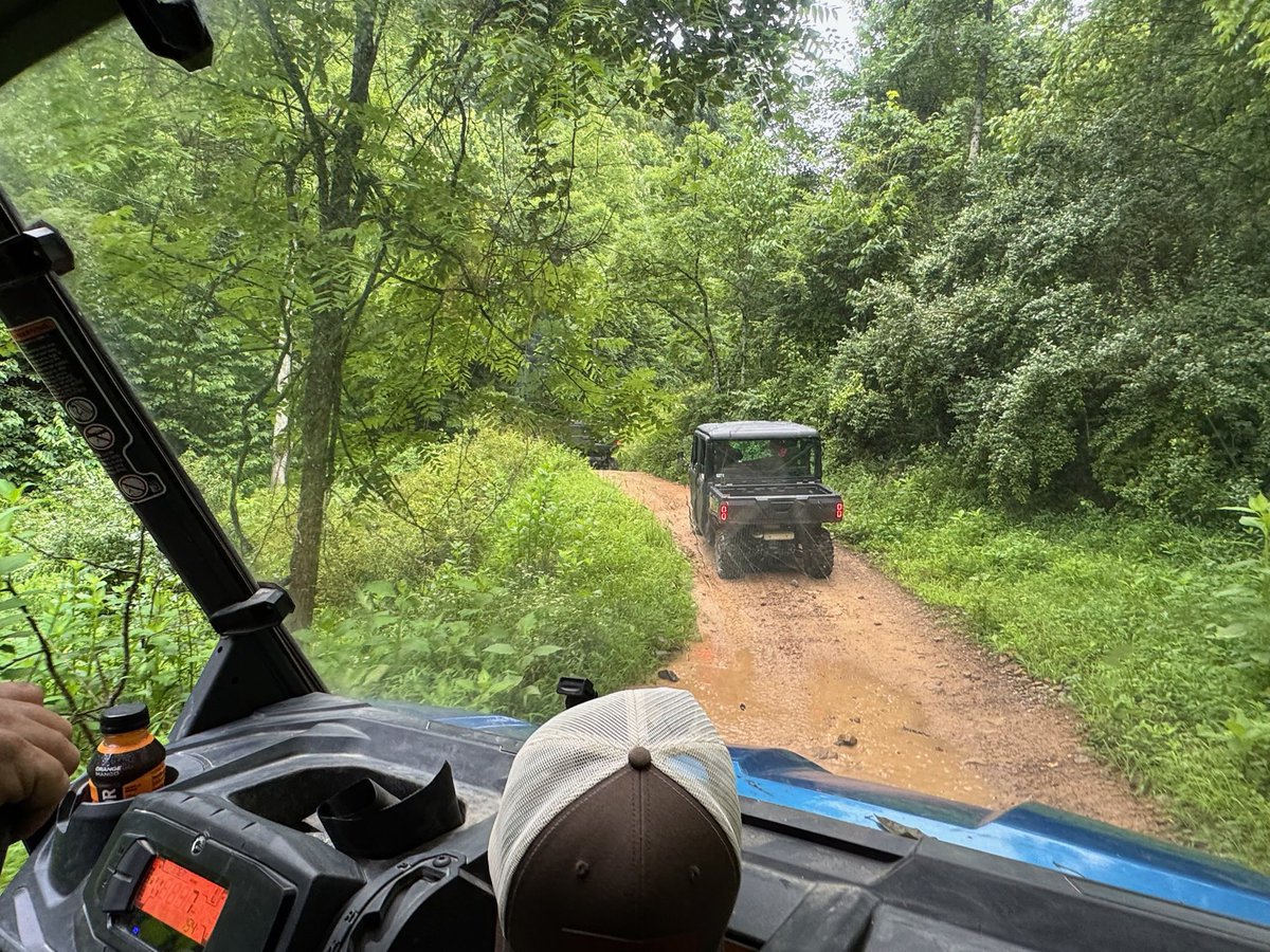 VARuralCenter's tweet image. Attention all adventure seekers… the Spearhead Trails are calling!
#VRLI went off-road on ATVs to explore the scenic Appalachian Mountain terrain, views, mud, rock, and tree-lined paths.
Thanks to Steve Pike and the Southwest Regional Recreation Association for the tour!