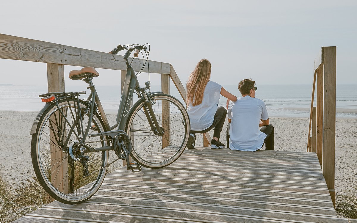 "There is no foreign land: it is the traveler only that is foreign."
-Robert Louis Stevenson