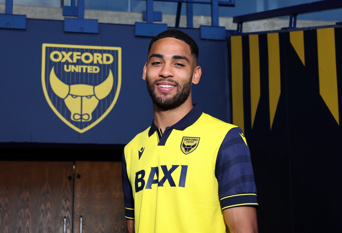 bbcoxfordsport's tweet image. BREAKING: Oxford Utd sign versatile 21 year old Northern Ireland international Brodie Spencer from Huddersfield. He can play on right side of defence or midfield and already has 17 full international caps. #oufc bbc.co.uk/sport/football…