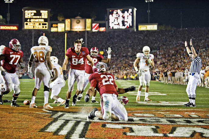 Iconic Alabama Photos: Mark Ingram at the 2010 BCS National Championship (via @SINow)